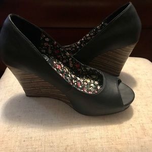 Peep Toe Wedge Unlisted A Kenneth Cole Production